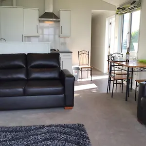 Thorverton Chalet Semboues